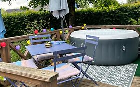Gîte chalet bleu soleil